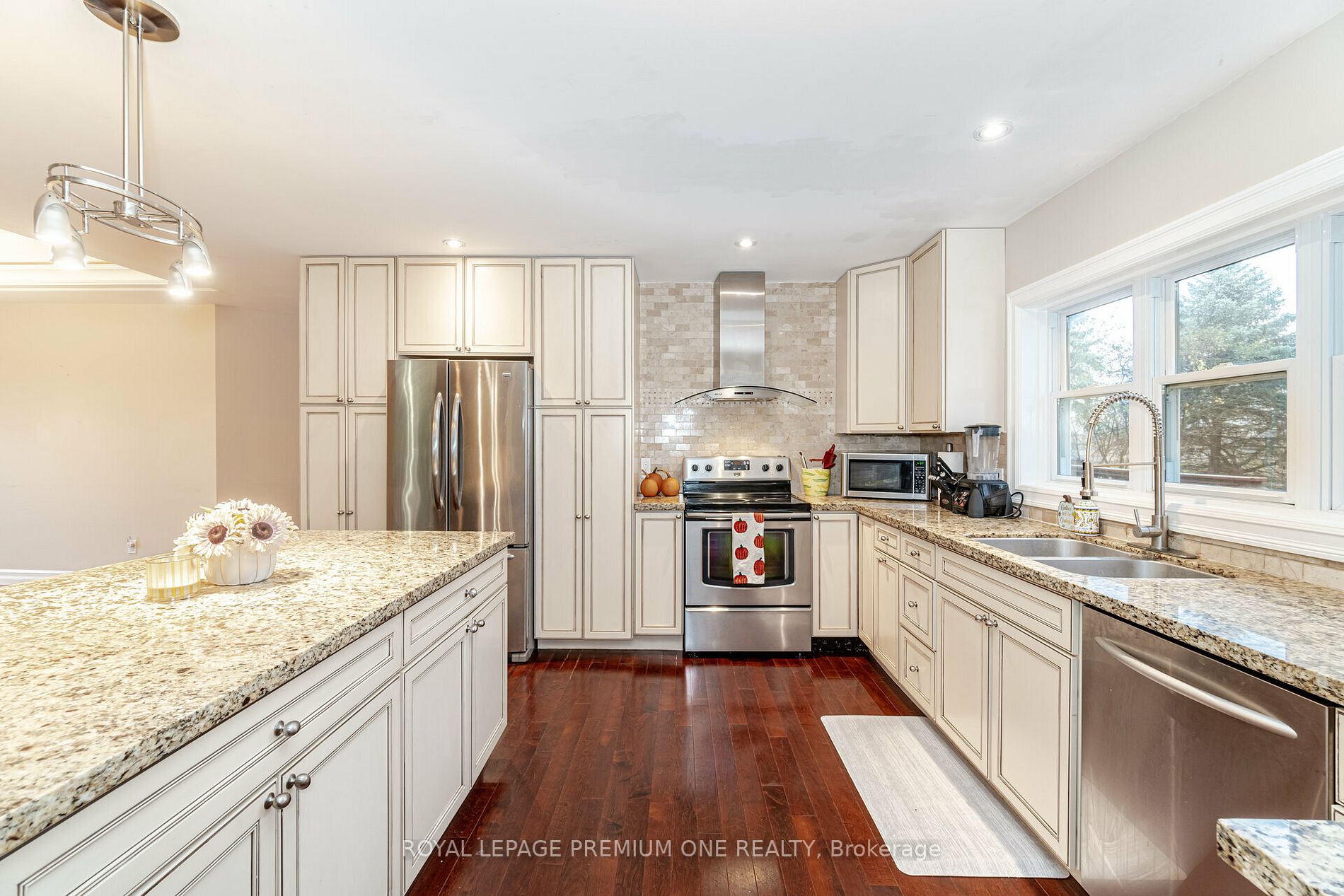 7132 County Road 27 Rd