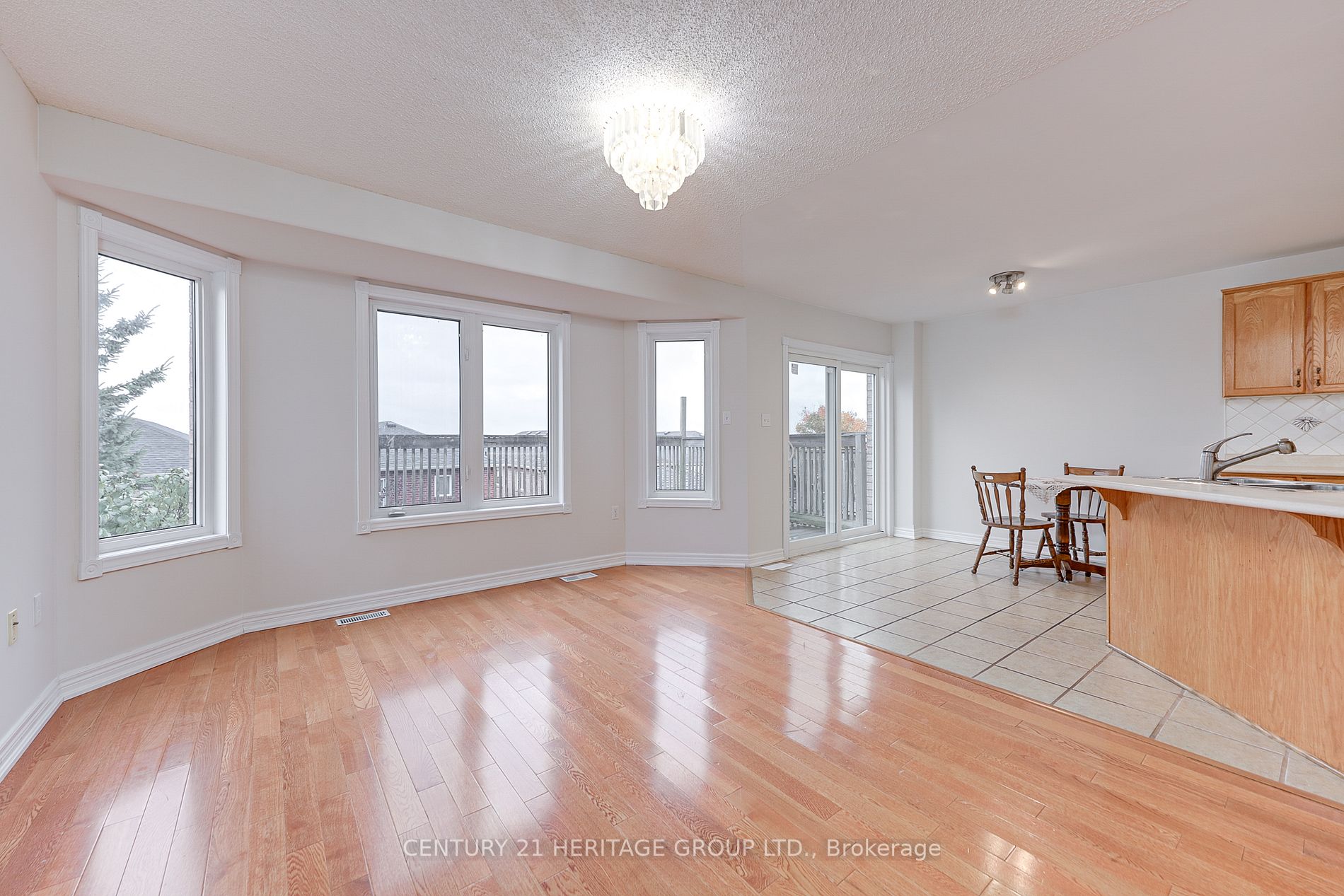 51 Adams St