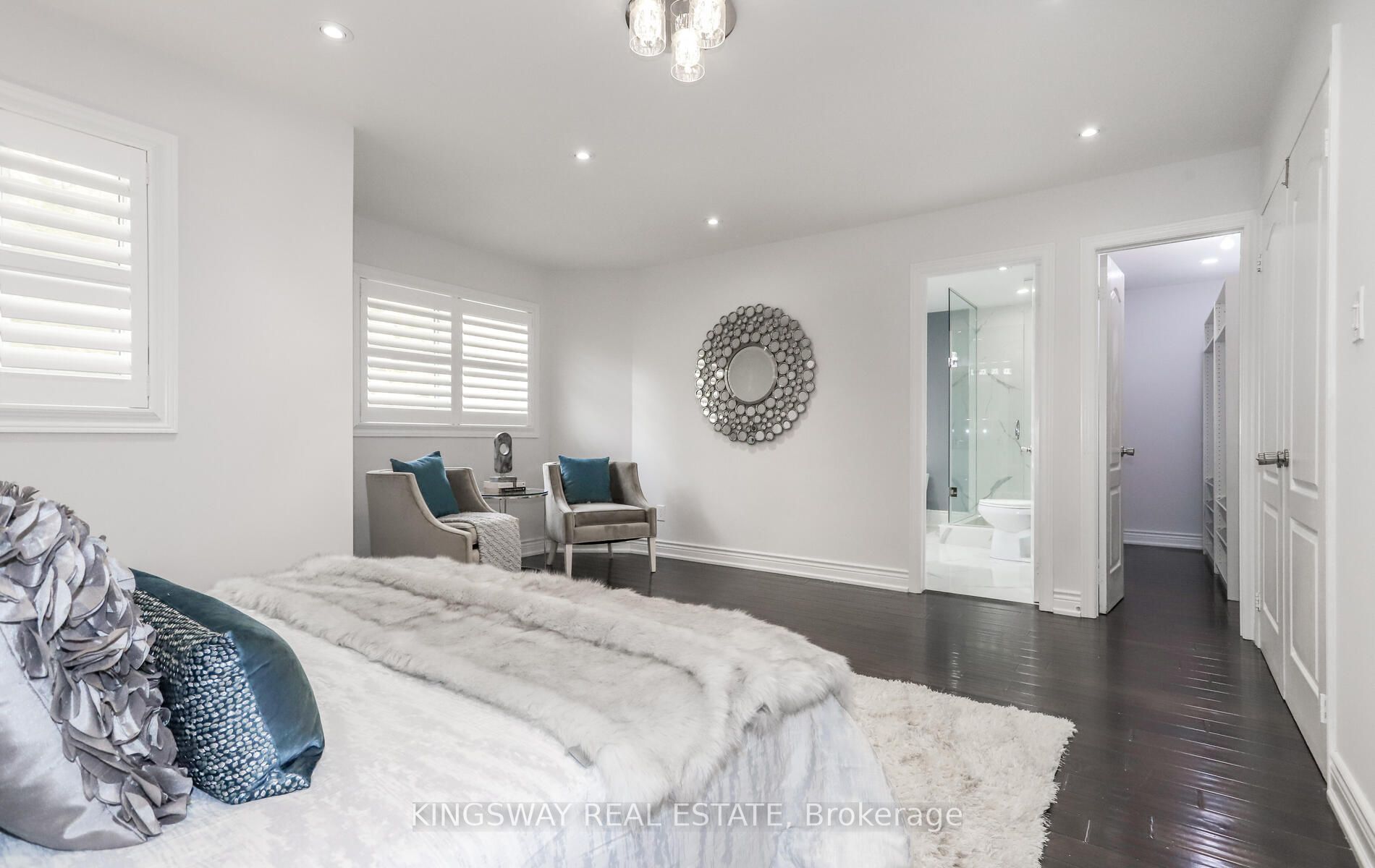 33 Campania Crt