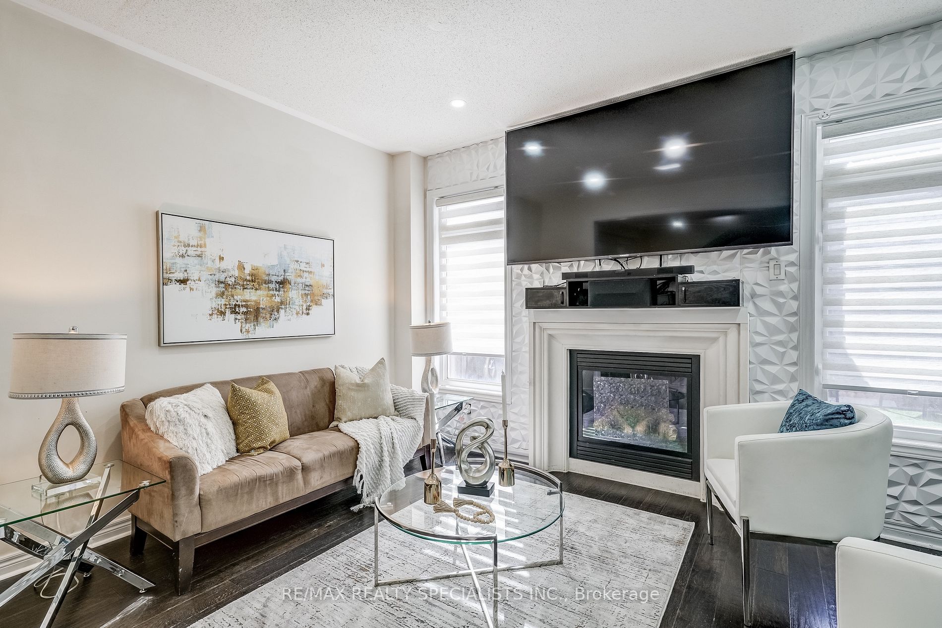 18 Rogers Tr