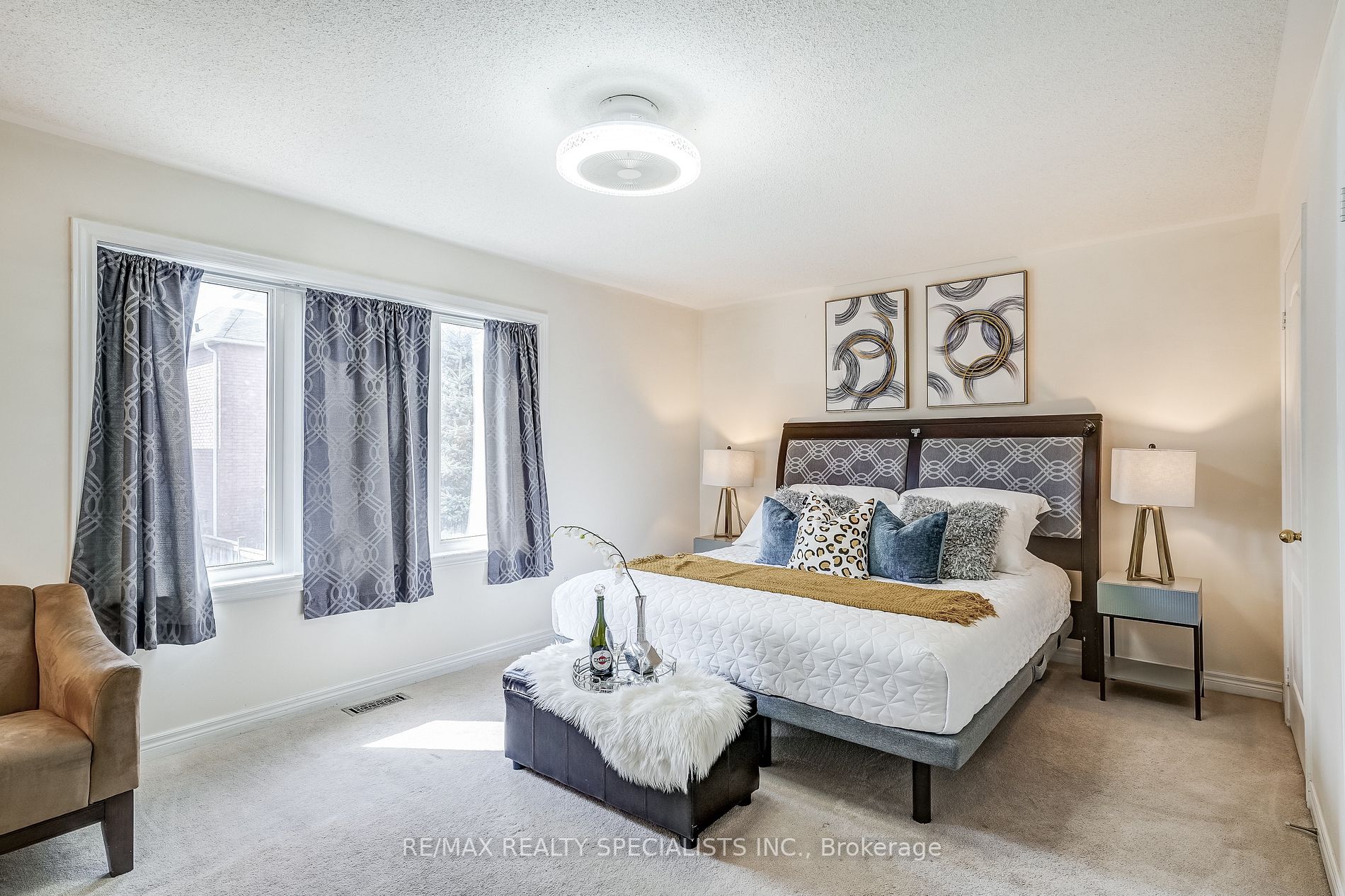 18 Rogers Tr