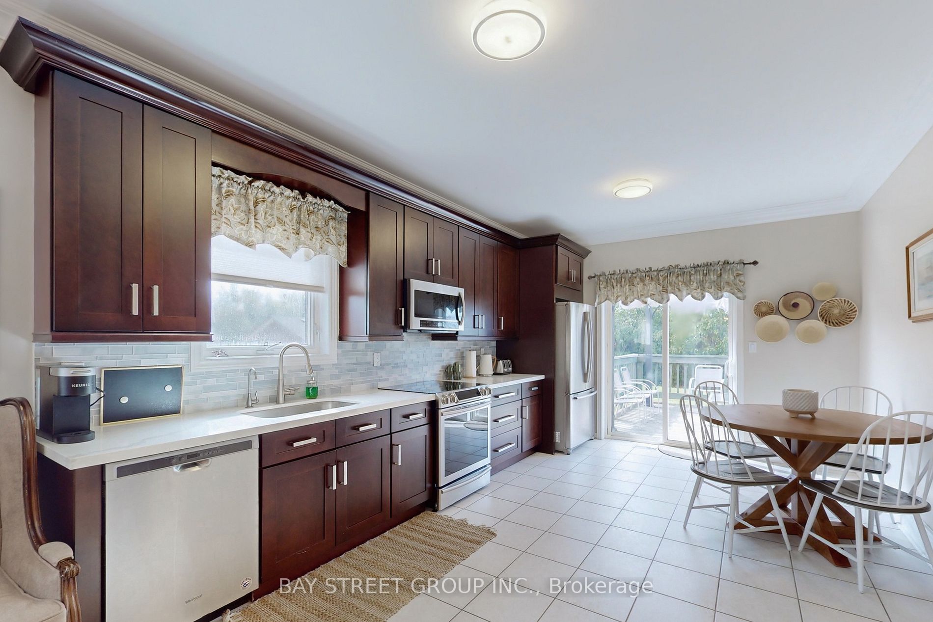 80 Moores Beach Road