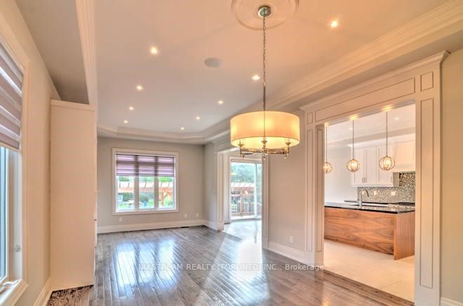 22 Bayview Crt S