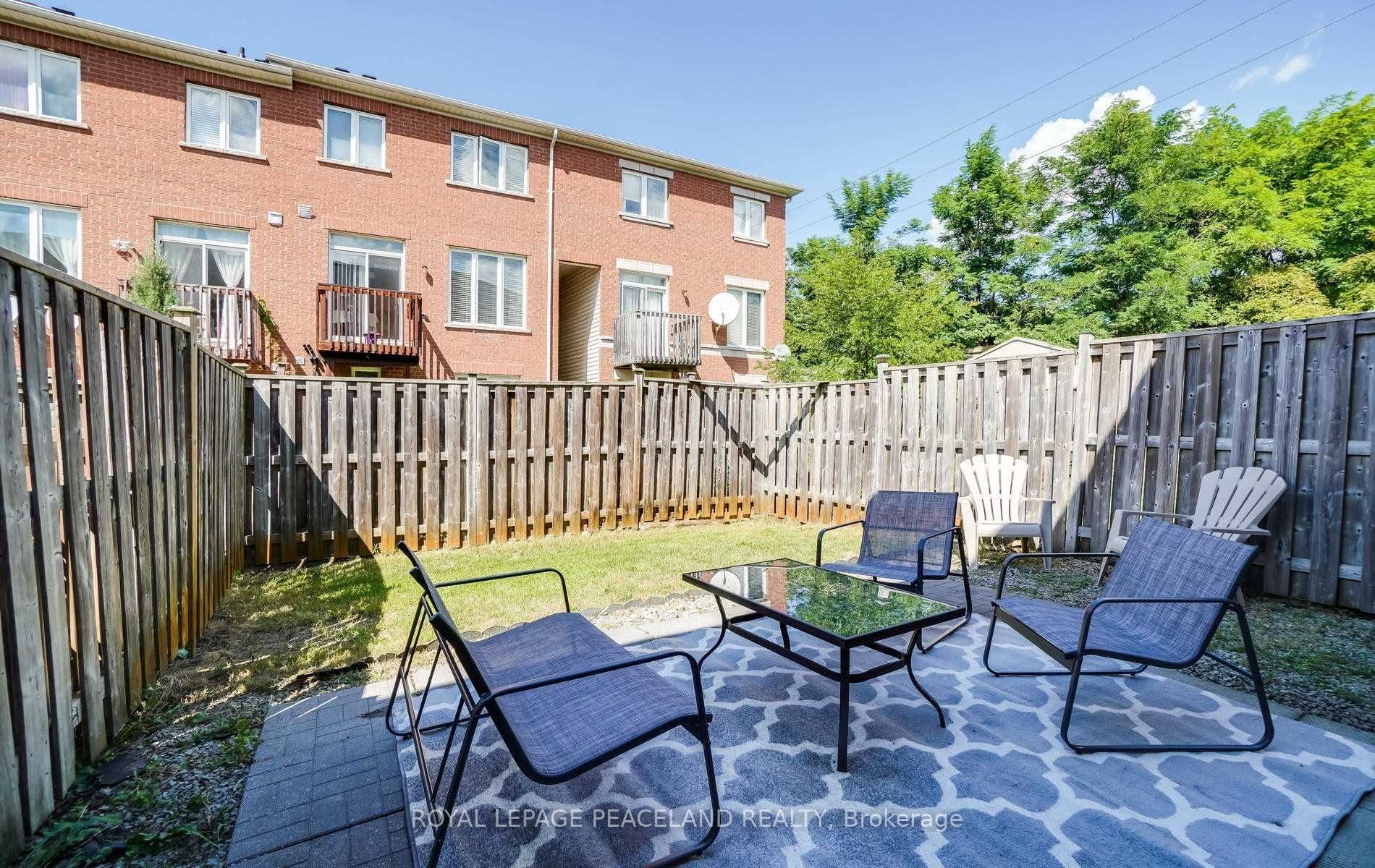 8 Townwood Dr S, #30