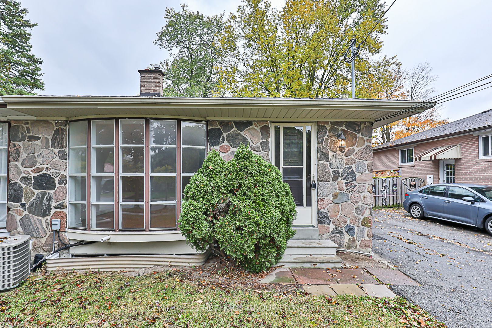 17 Jasper Dr