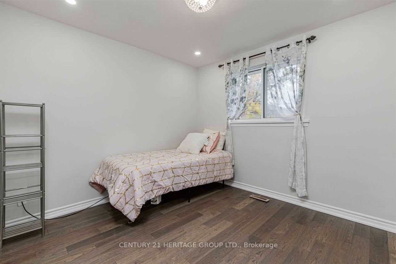 25 Boulding Dr