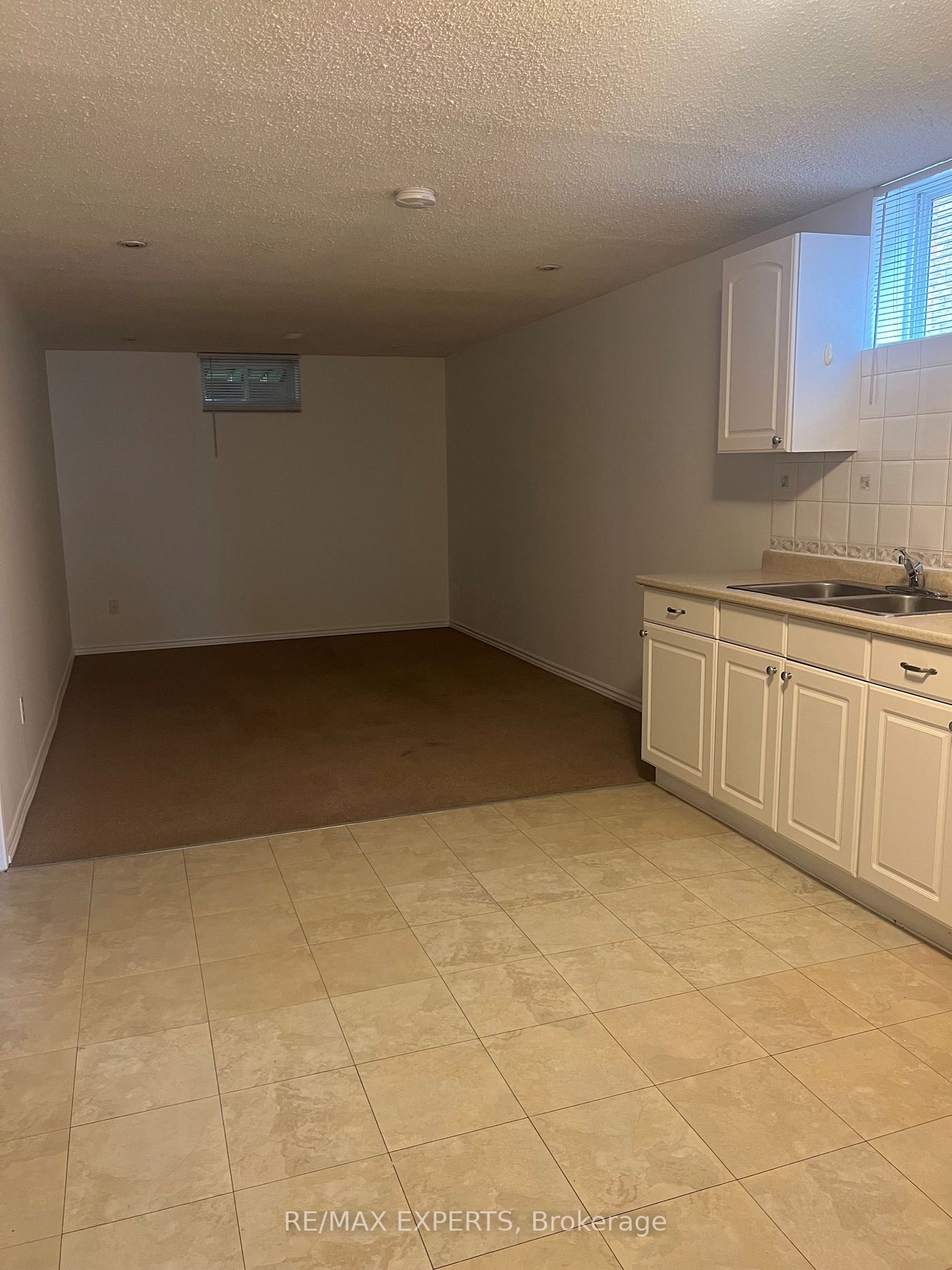 10 Aishford Dr