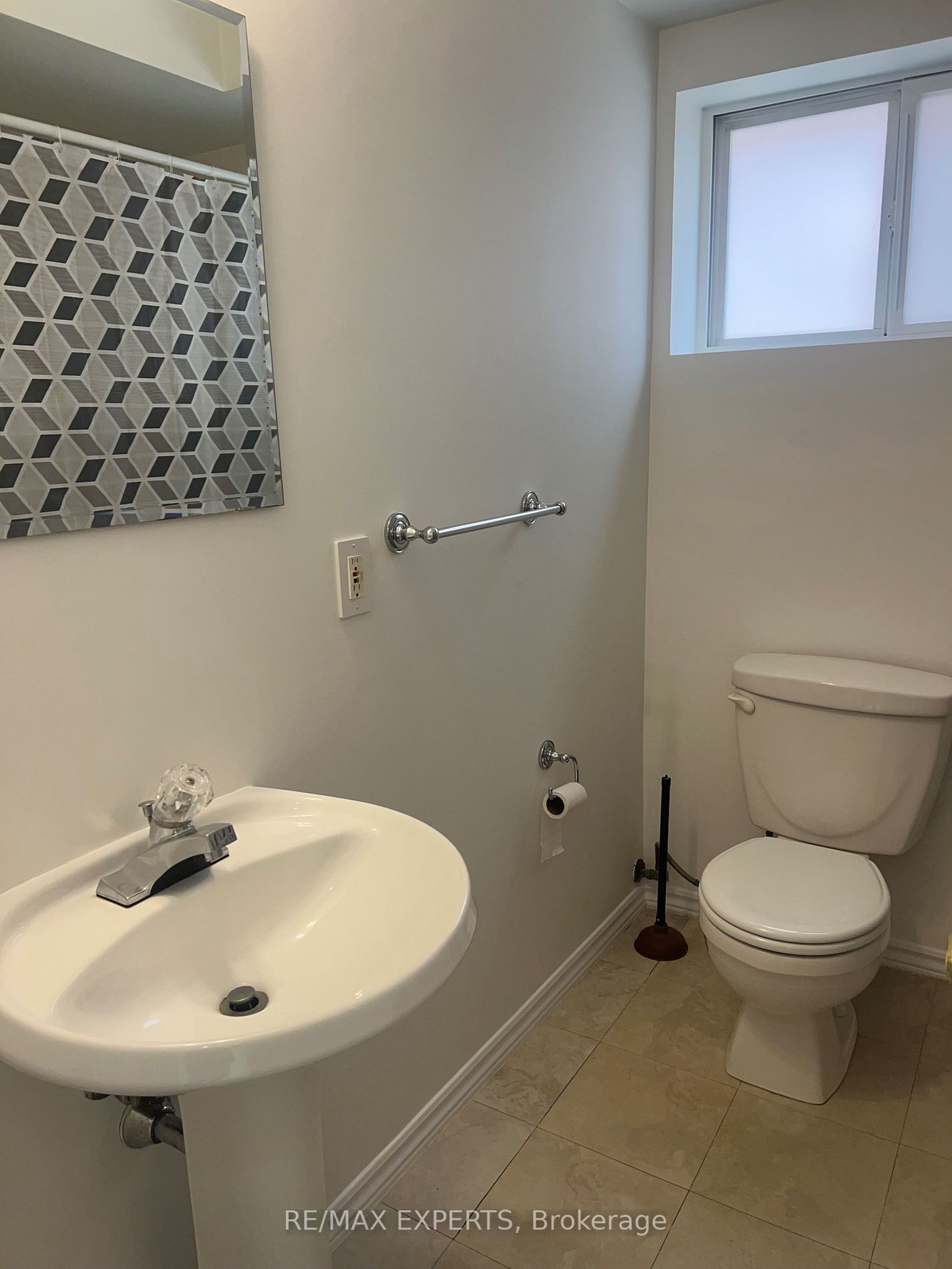 10 Aishford Dr