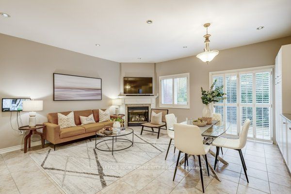 10 Wildflower Dr