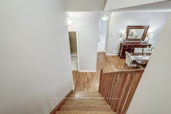 10 Wildflower Dr