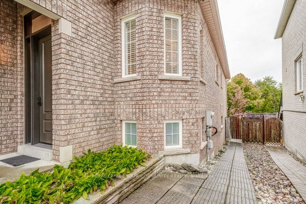 10 Wildflower Dr