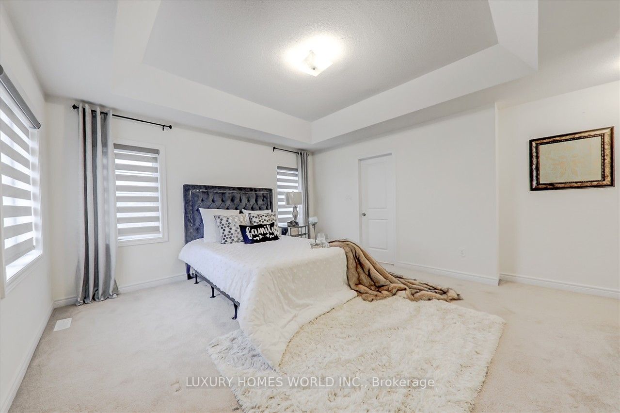 77 Fallharvest Way