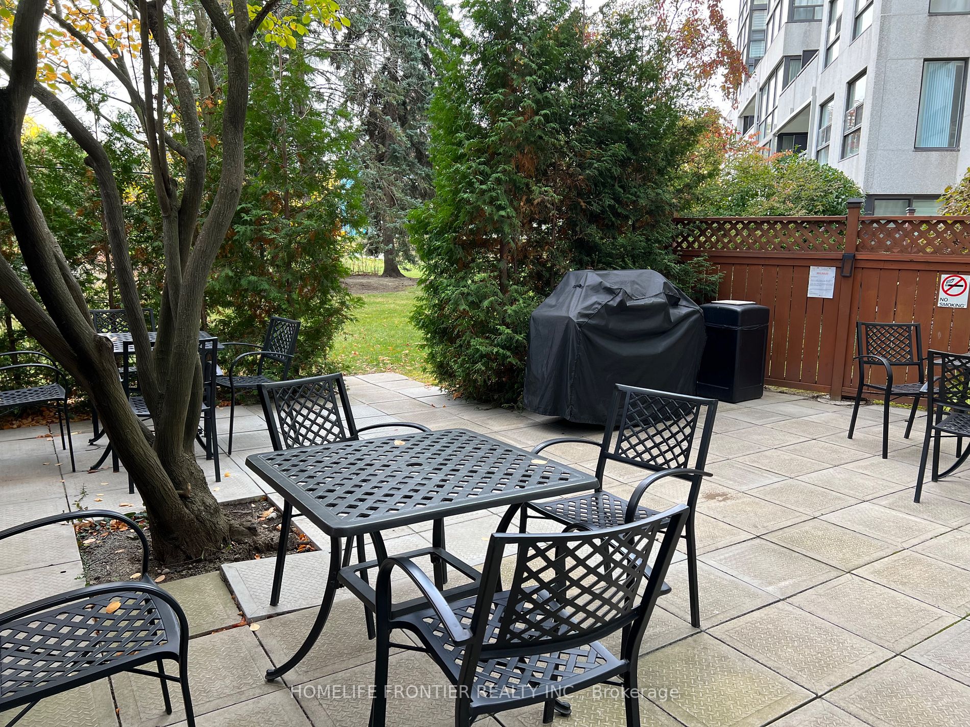 20 Harding Boulevard W, #110