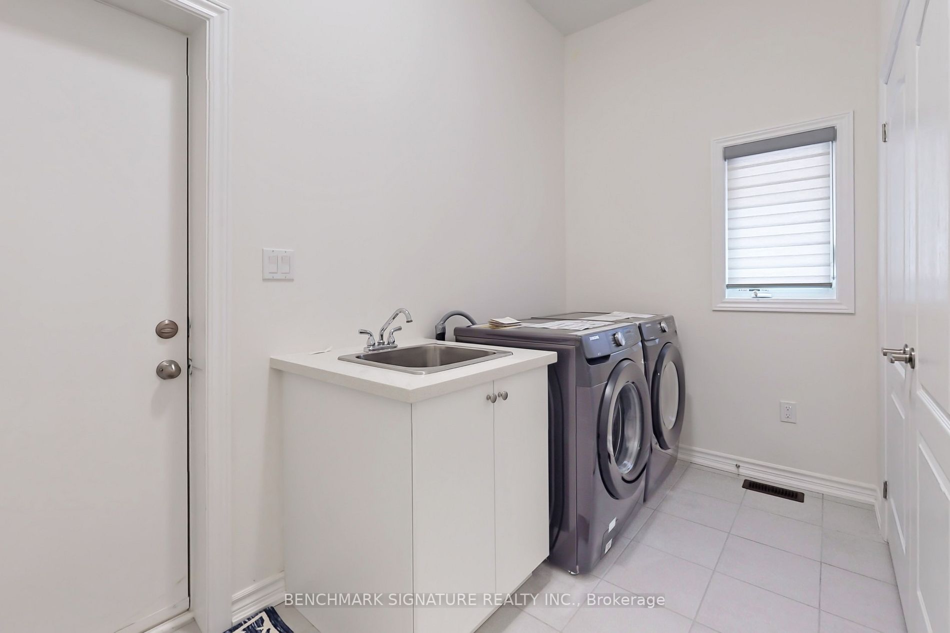 1 Connell Dr