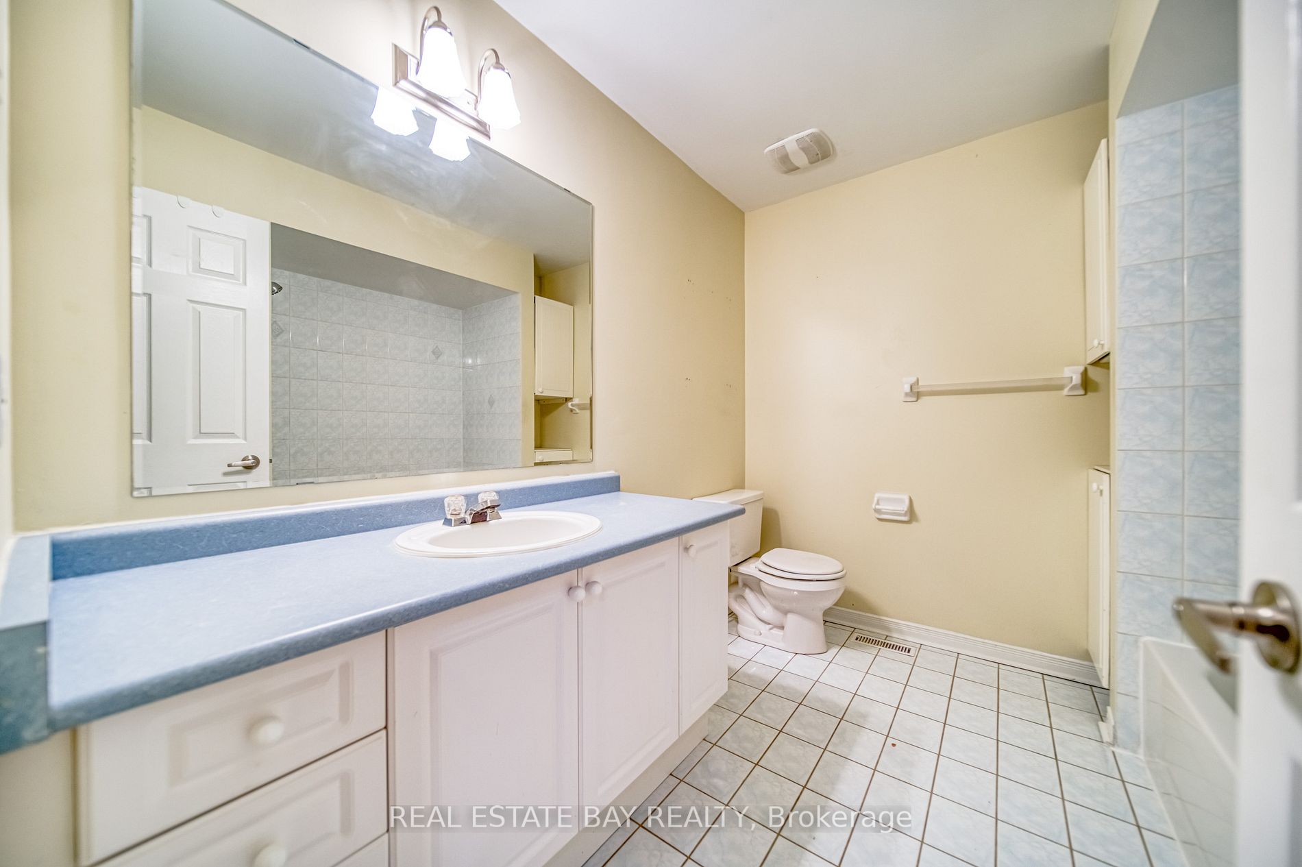31 Michelle Dr