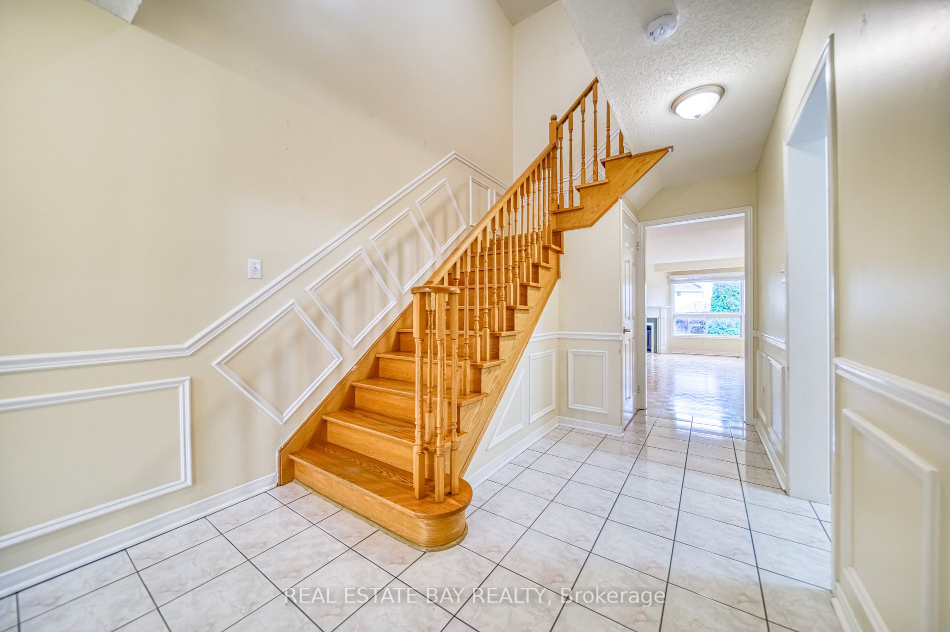 31 Michelle Dr