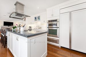 48 John Dexter Pl