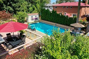 48 John Dexter Pl