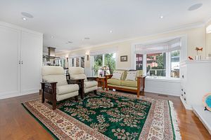 48 John Dexter Pl