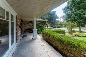 48 John Dexter Pl
