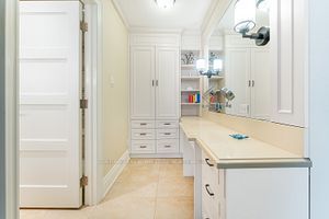 48 John Dexter Pl