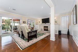 48 John Dexter Pl