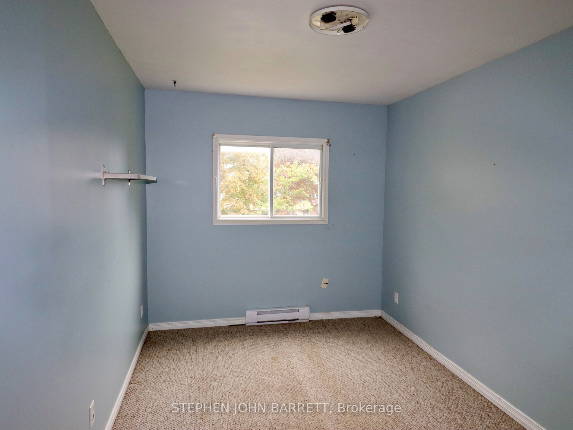 115 Cronsberry Rd