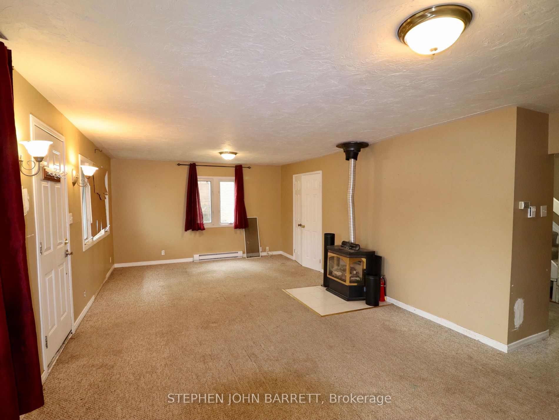 115 Cronsberry Rd