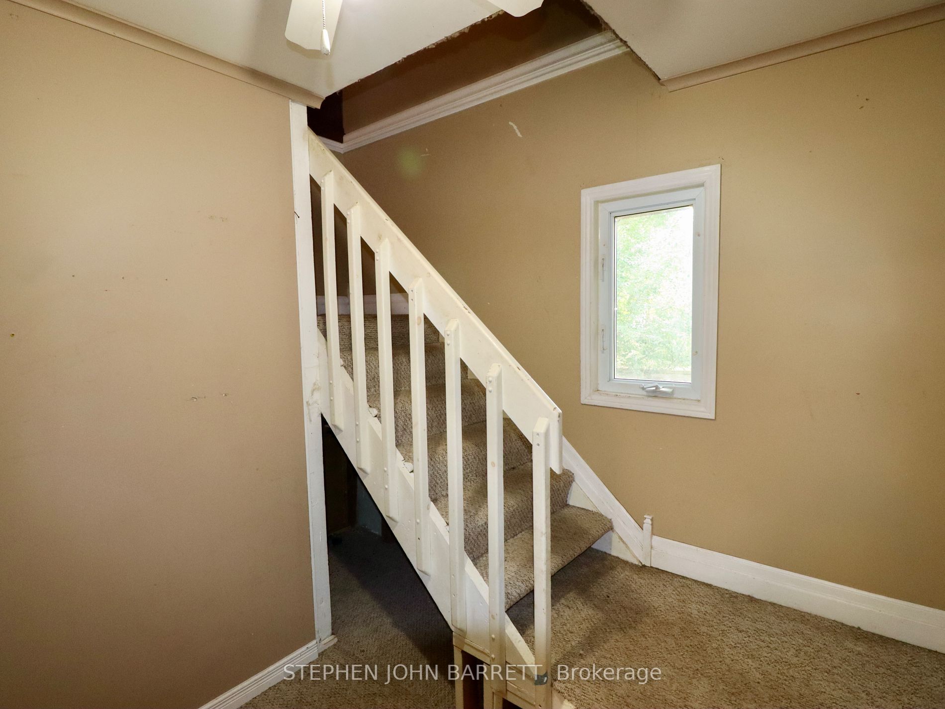 115 Cronsberry Rd