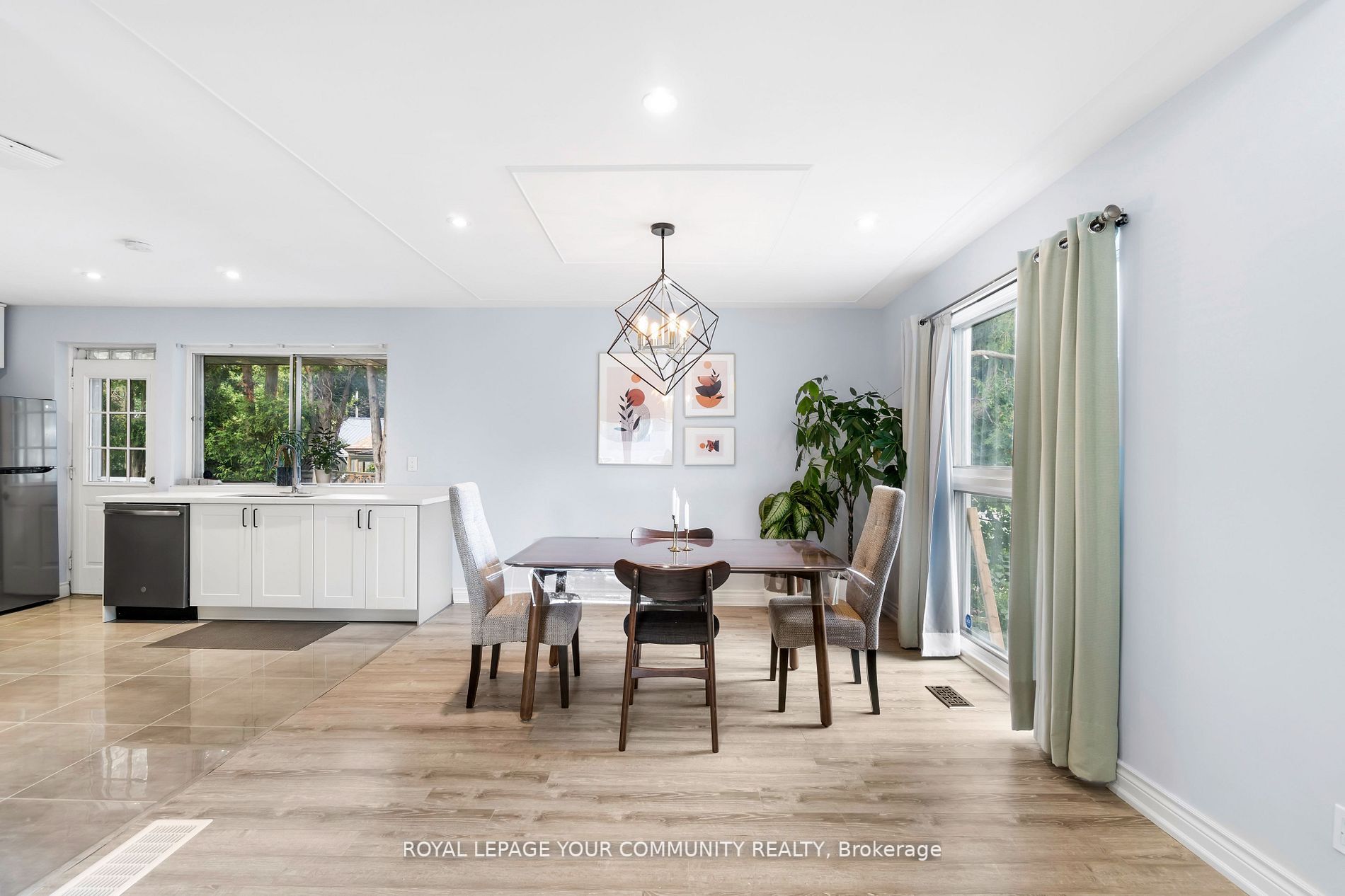 29 Starlight Crescent E