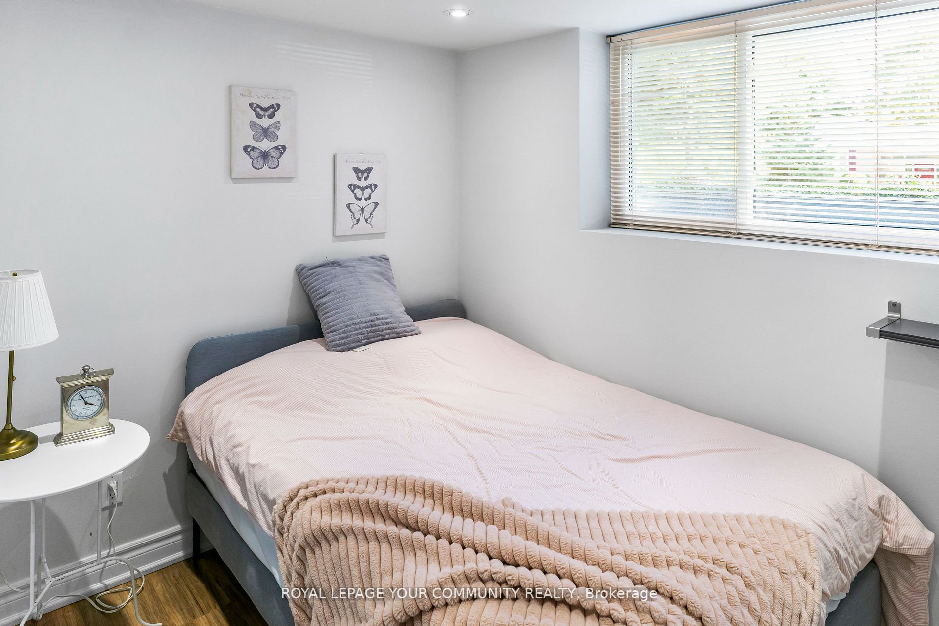 29 Starlight Crescent E