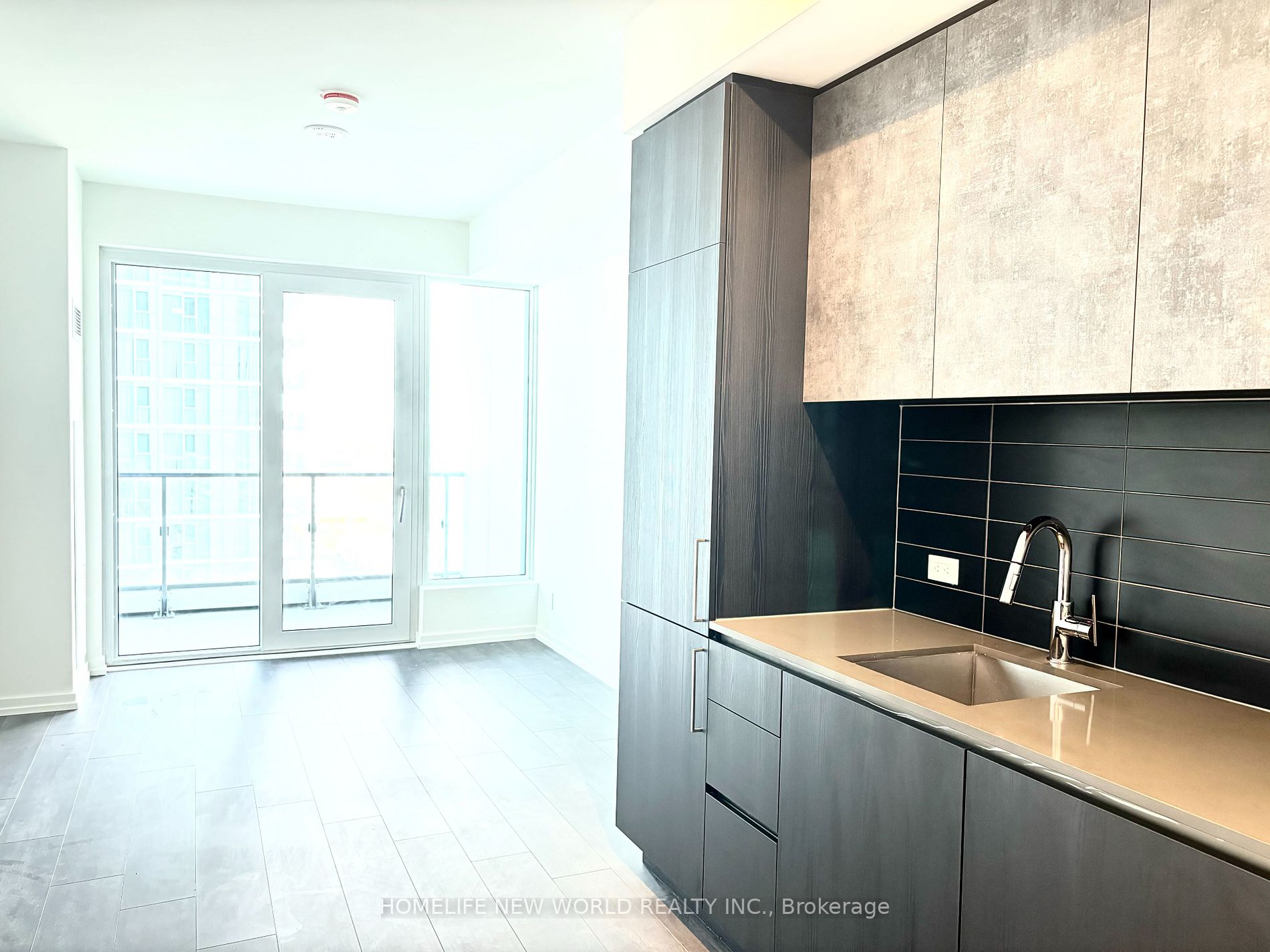 7890 Jane St, #2610
