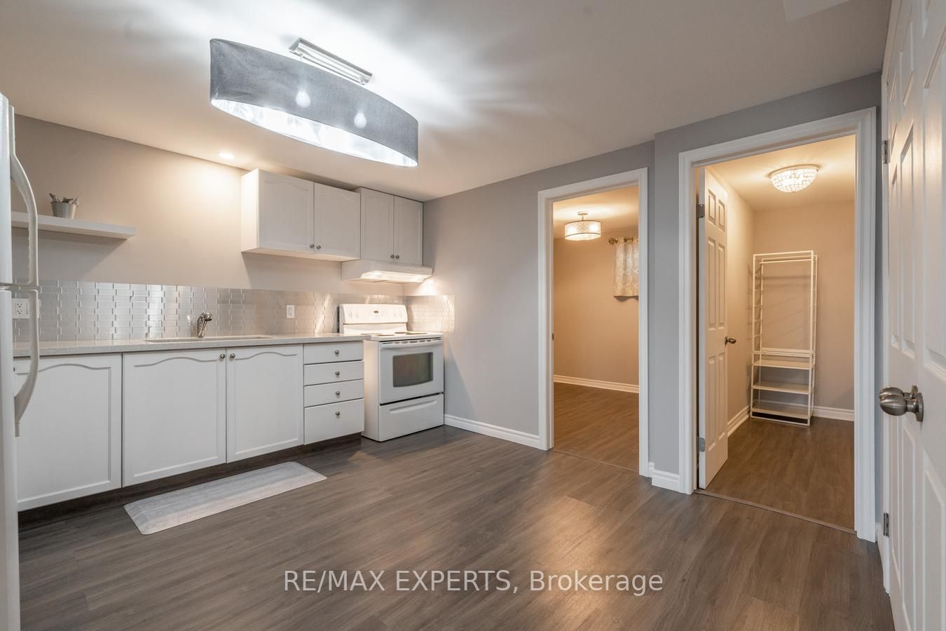 52 Townsend Ave, #Lower