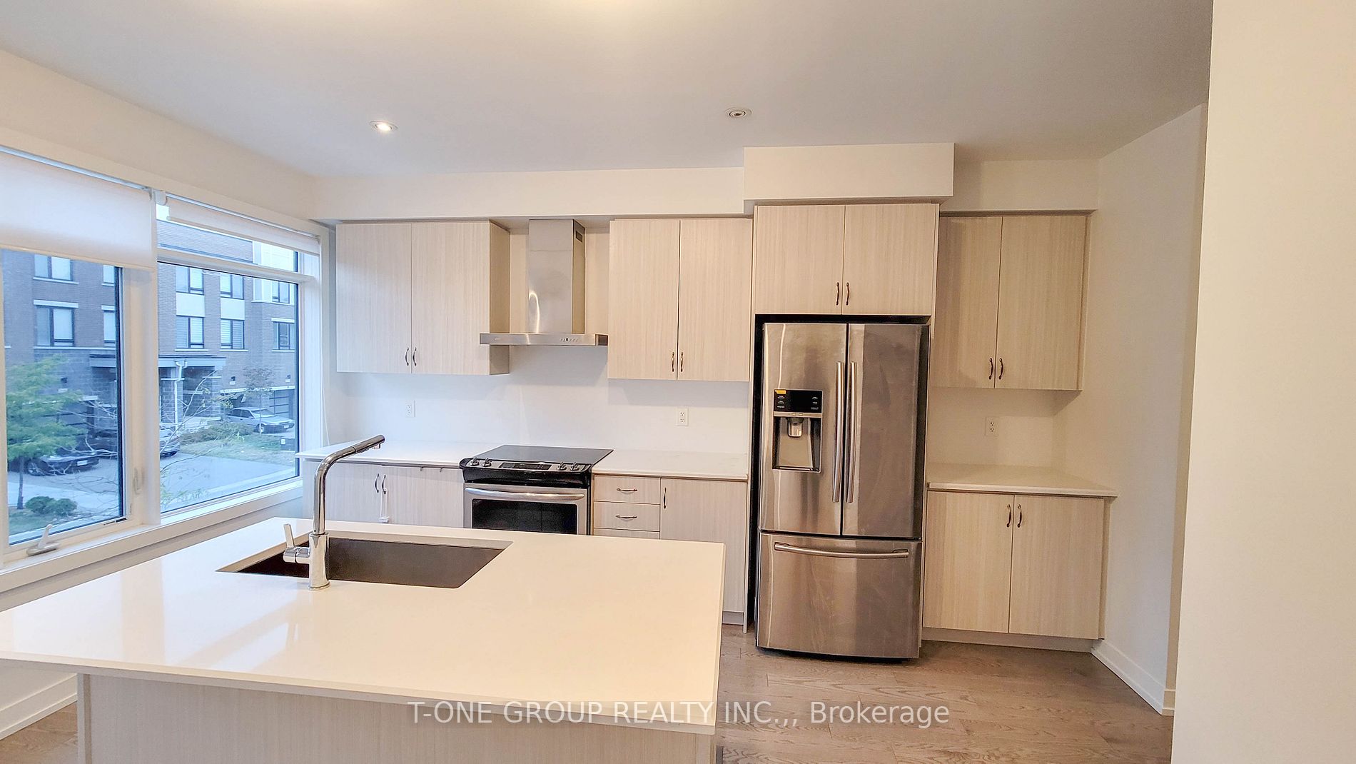 177 Salterton Circ