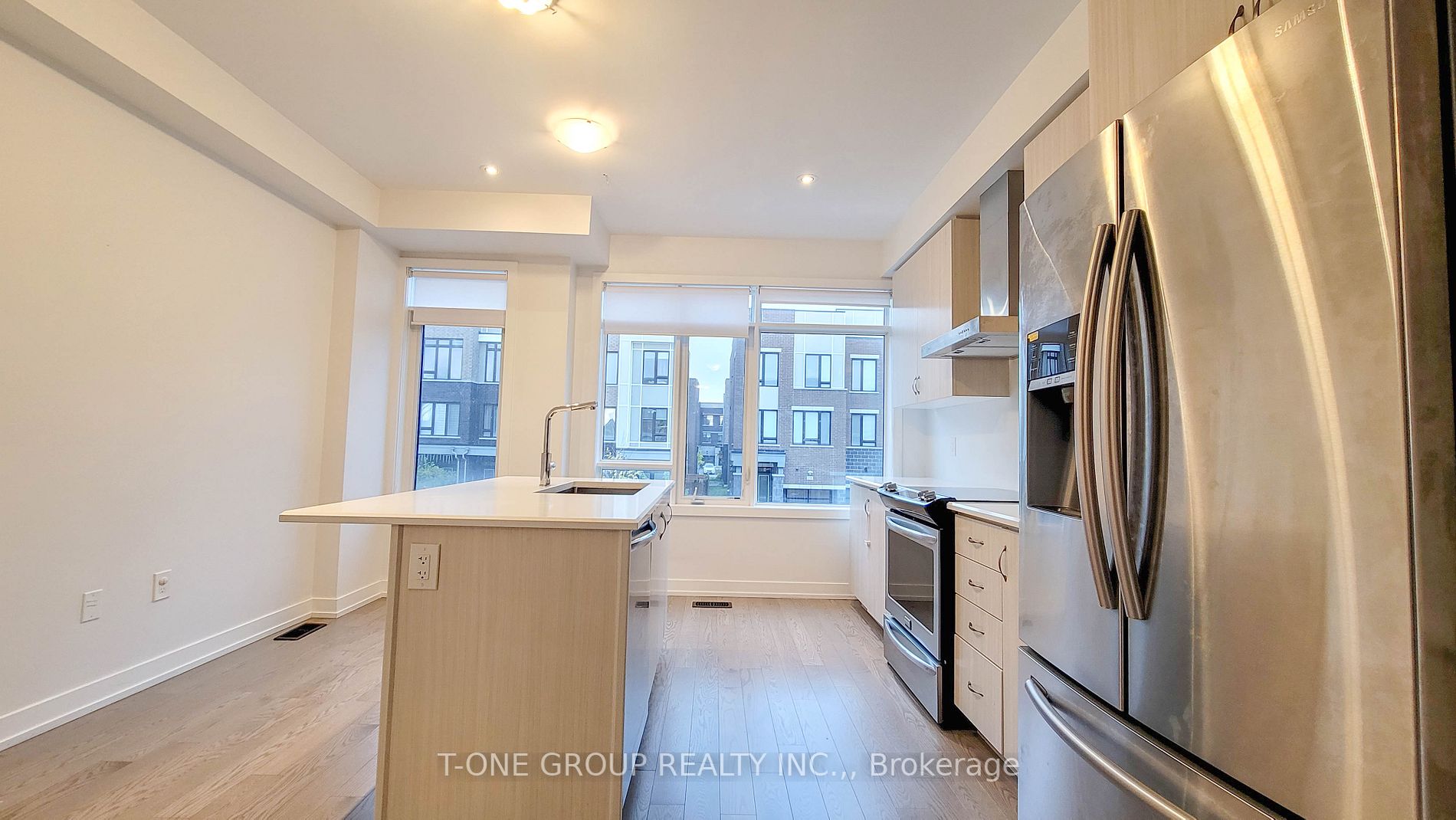 177 Salterton Circ