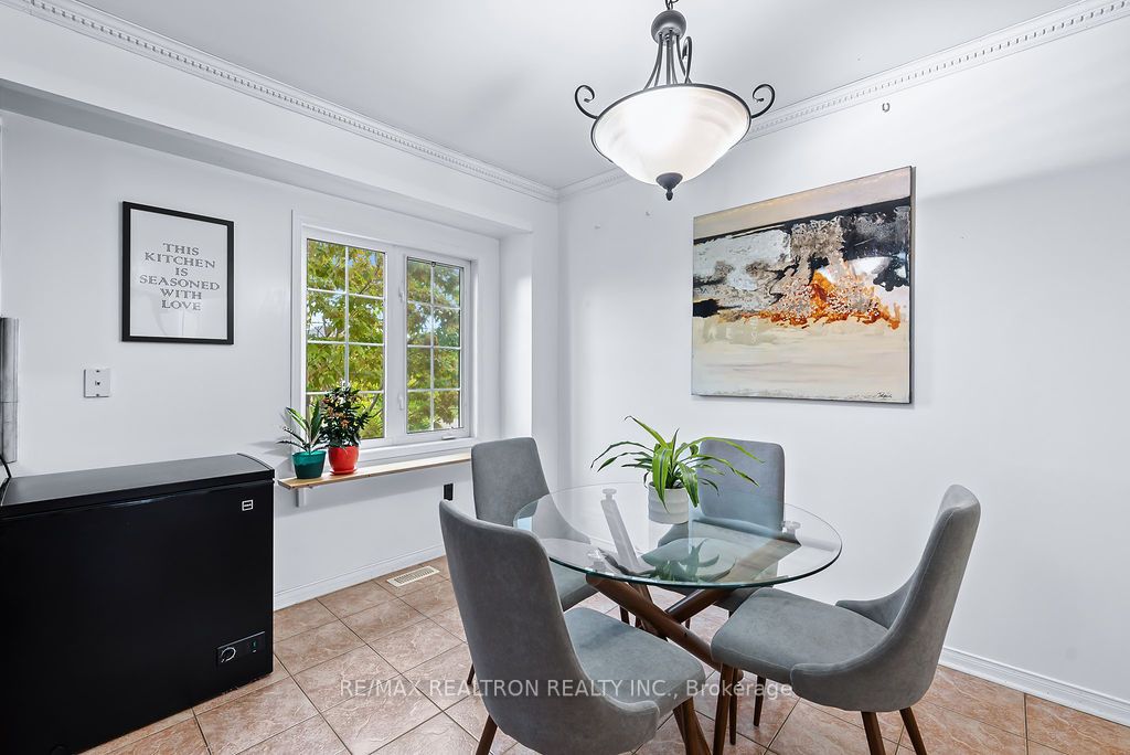 10 Old Colony Rd, #22