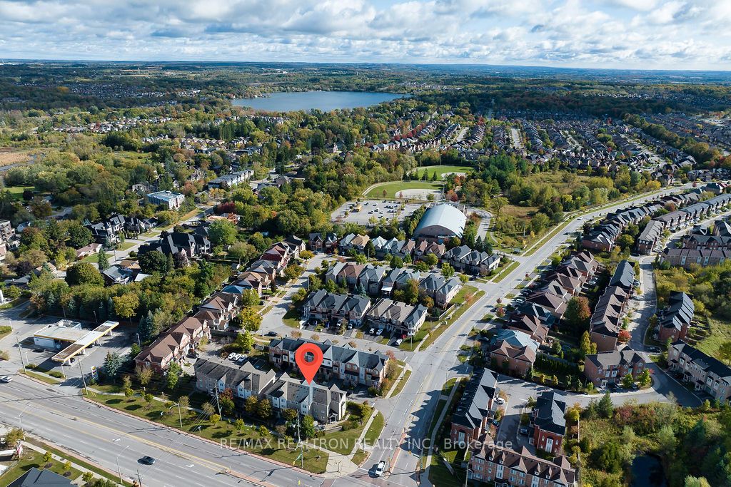 10 Old Colony Rd, #22