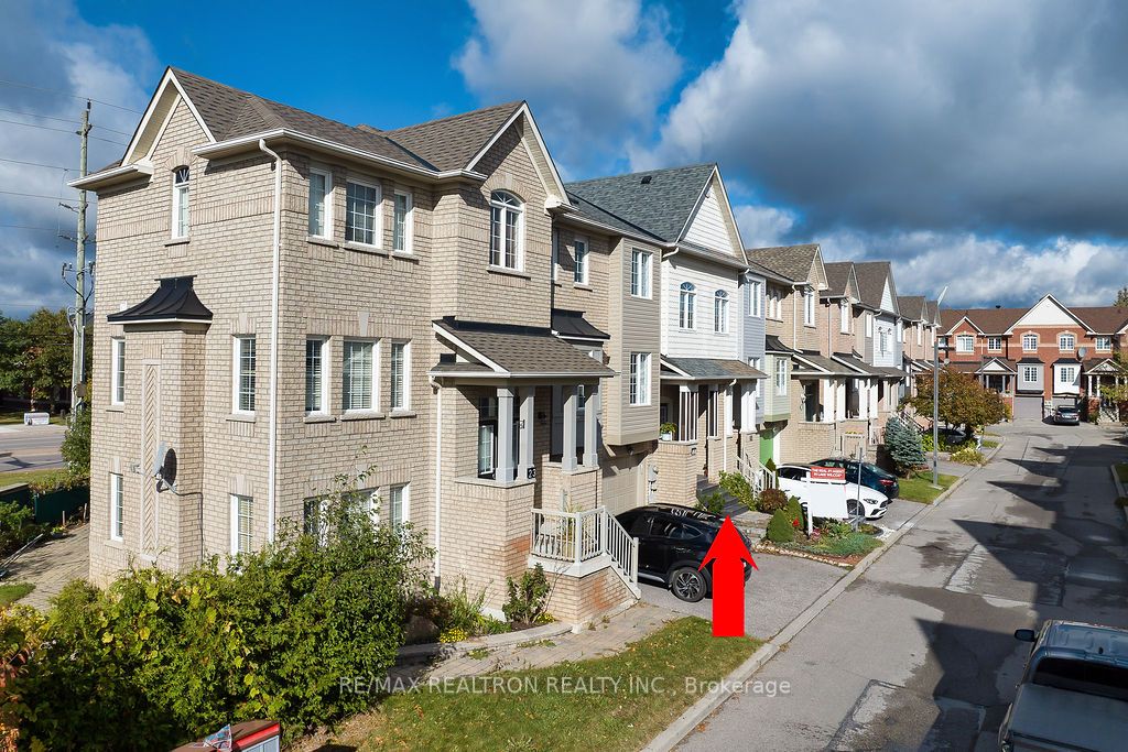 10 Old Colony Rd, #22
