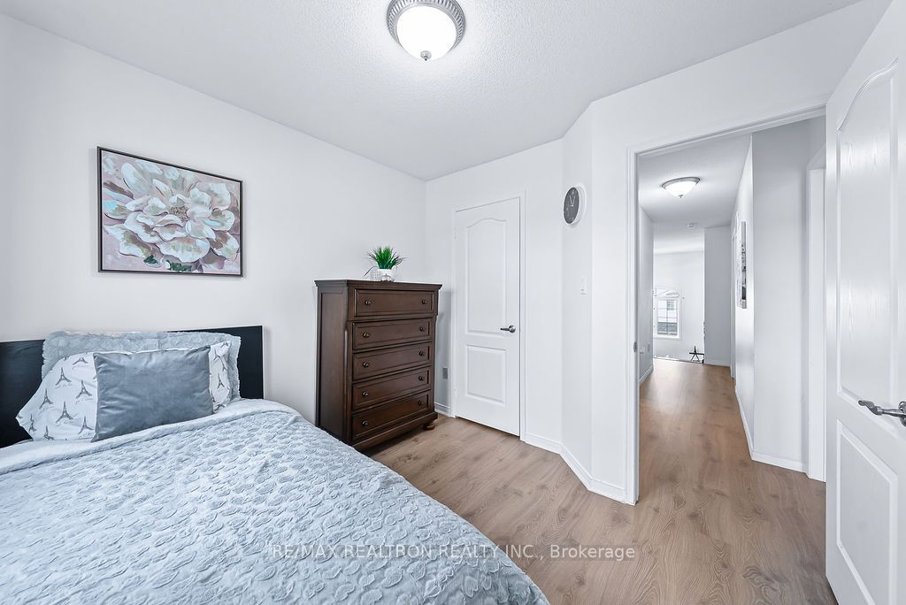 10 Old Colony Rd, #22