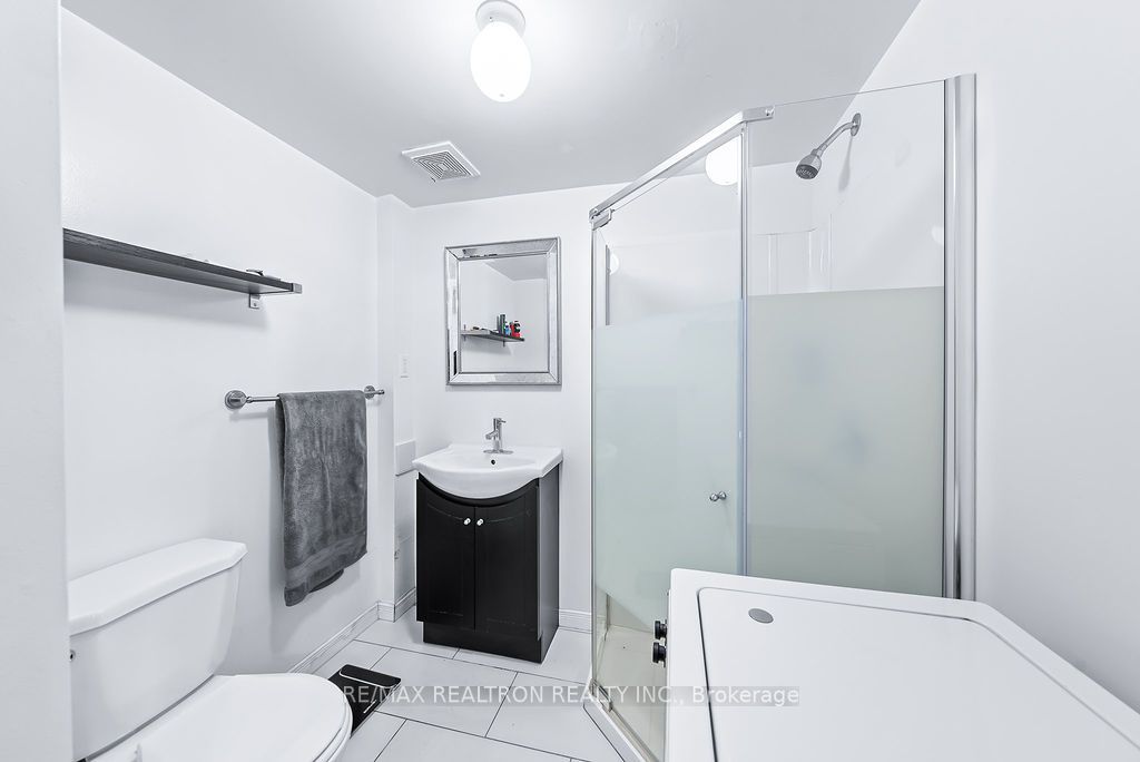 10 Old Colony Rd, #22