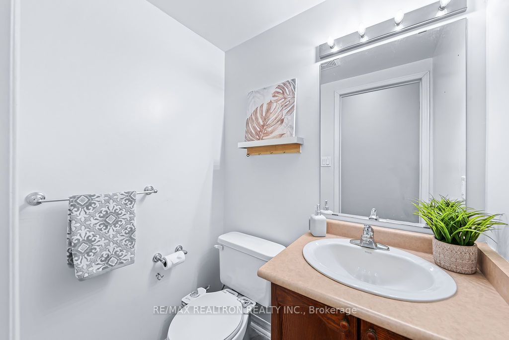 10 Old Colony Rd, #22