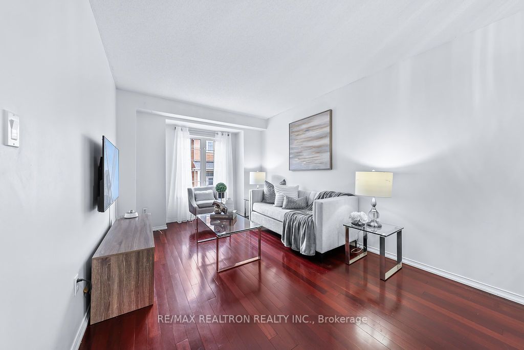 10 Old Colony Rd, #22