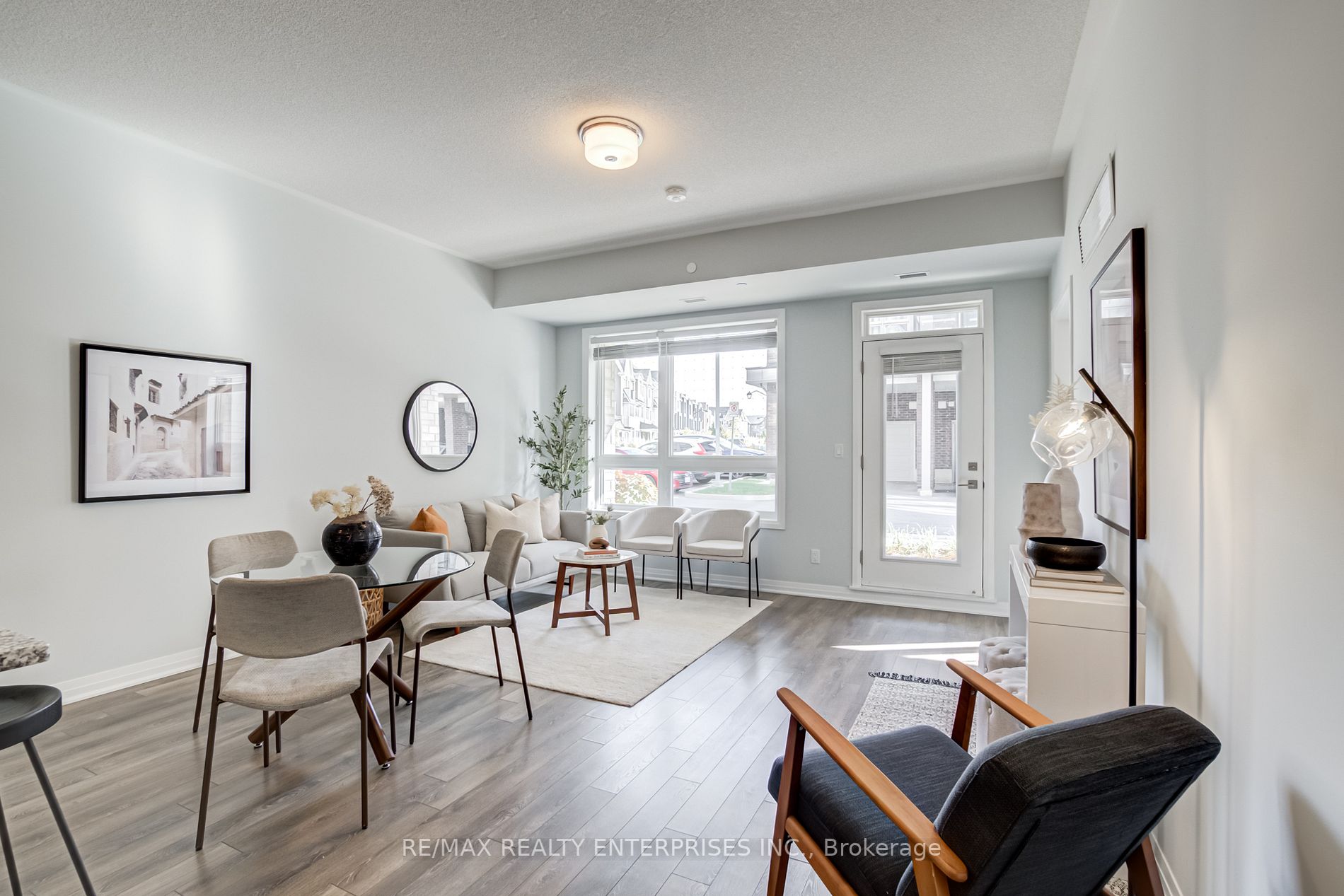 58 Adam Sellers St, #104
