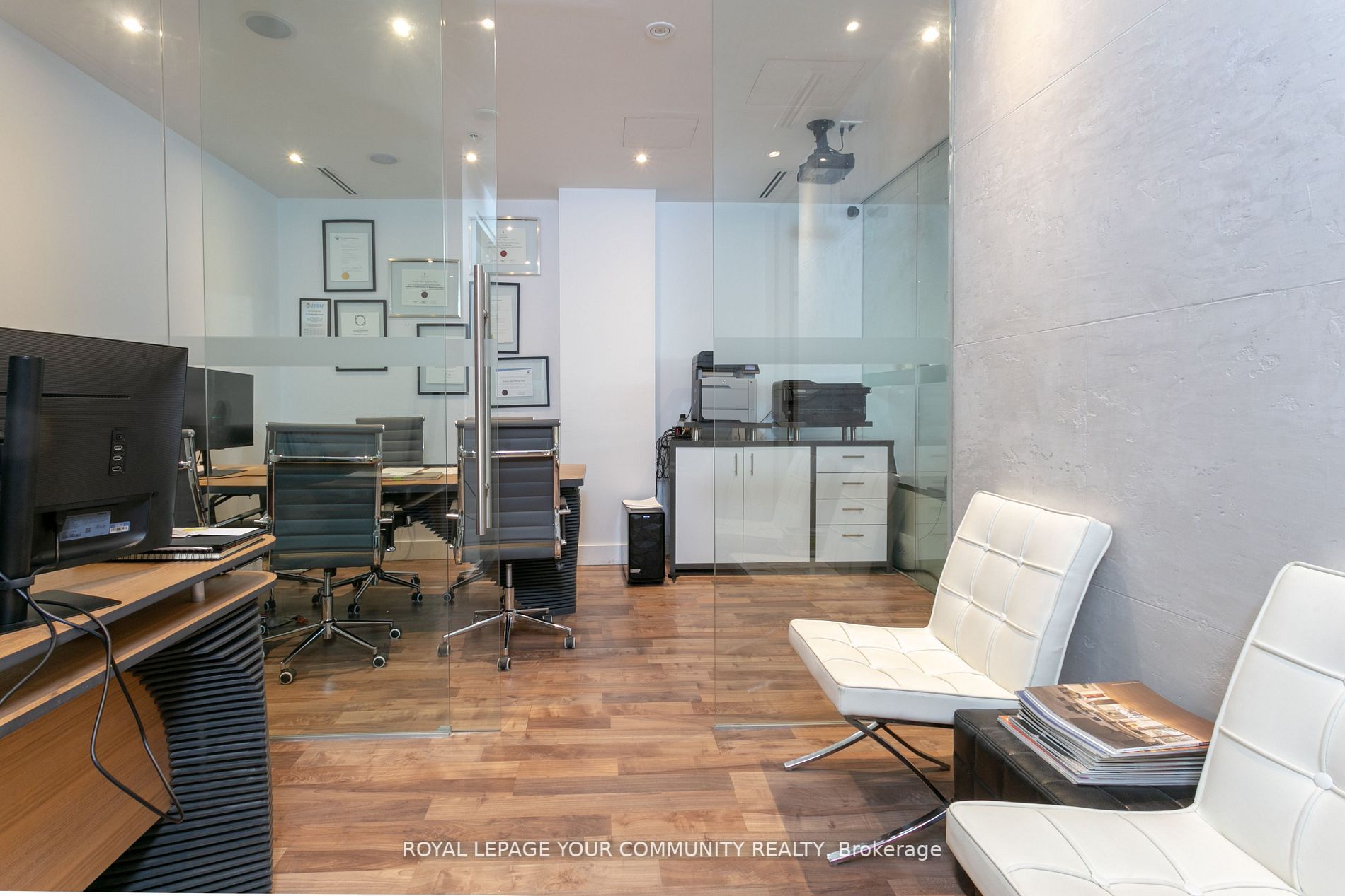 7191 Yonge St, #808