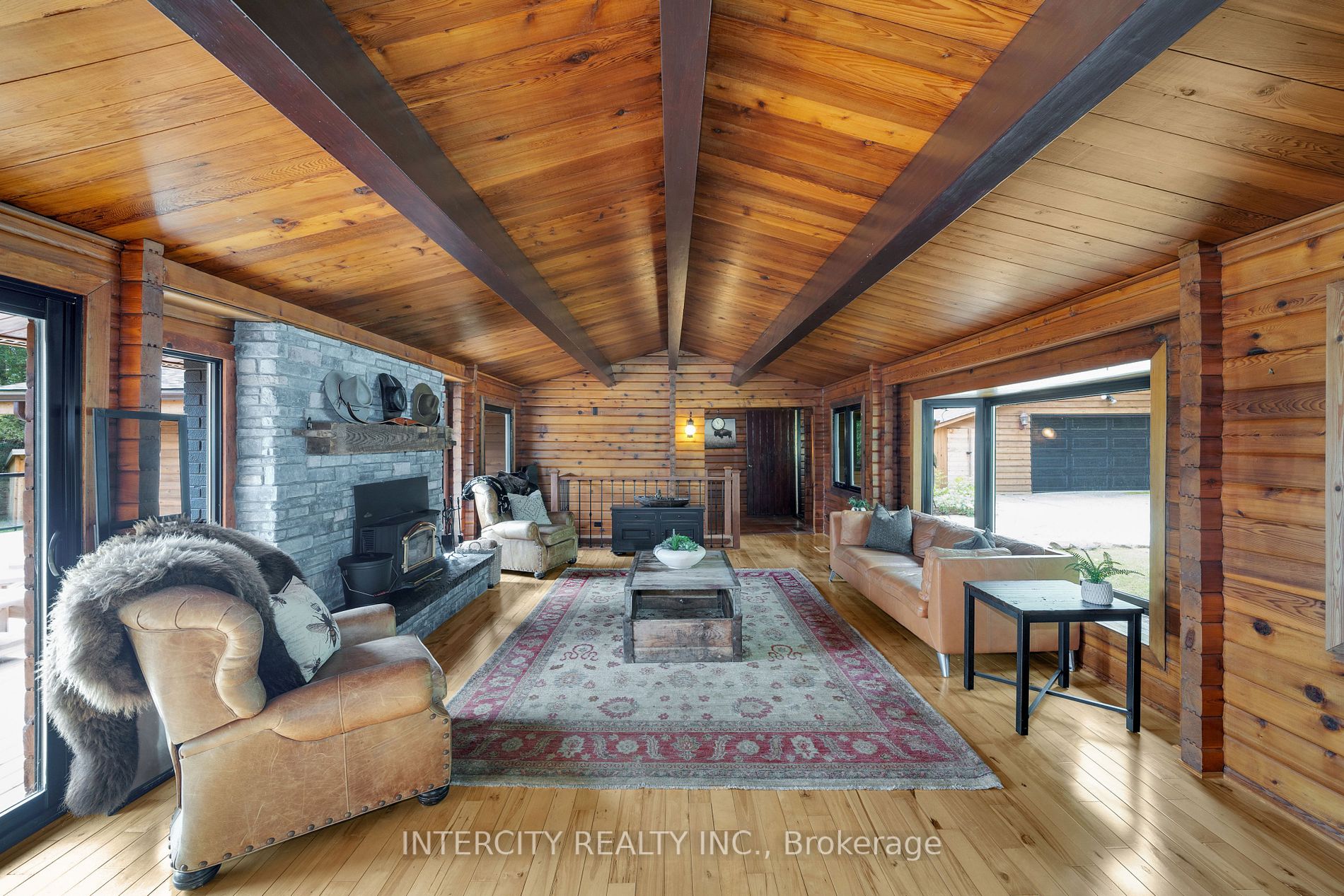 1915 County Road 50