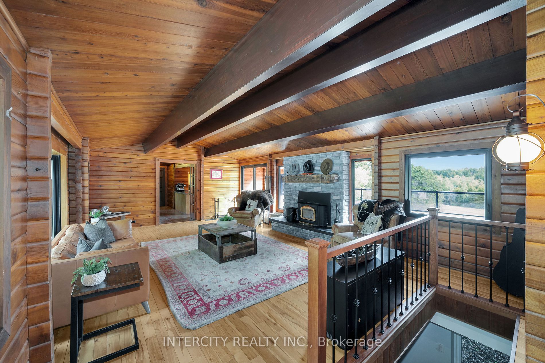 1915 County Road 50