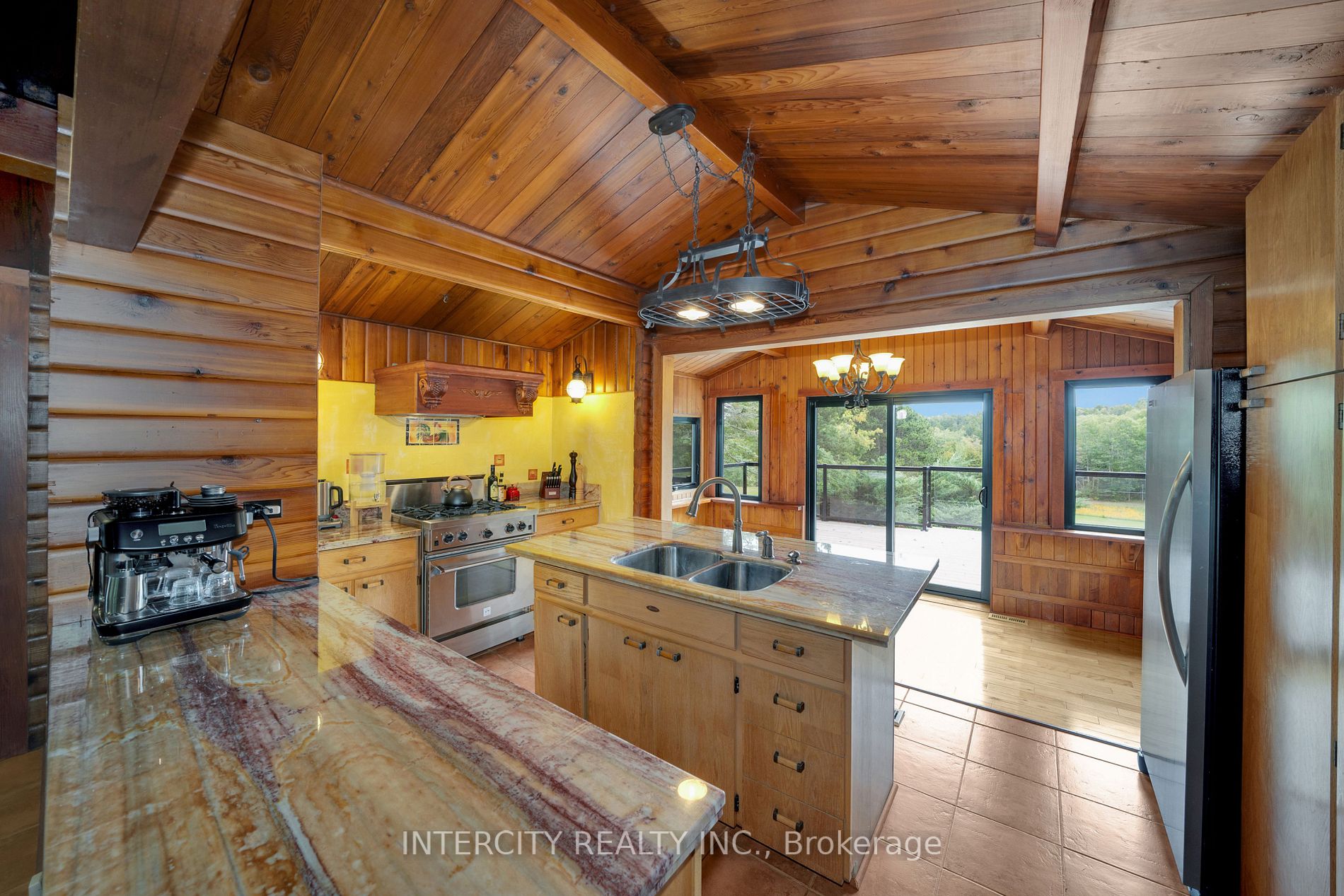 1915 County Road 50