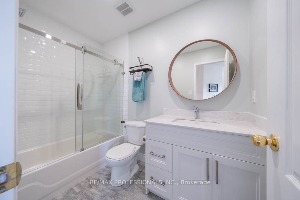 117 Wildberry Crescent