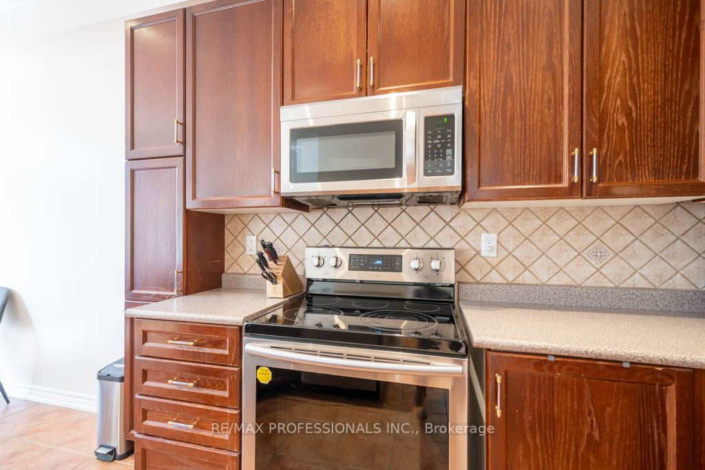 117 Wildberry Crescent