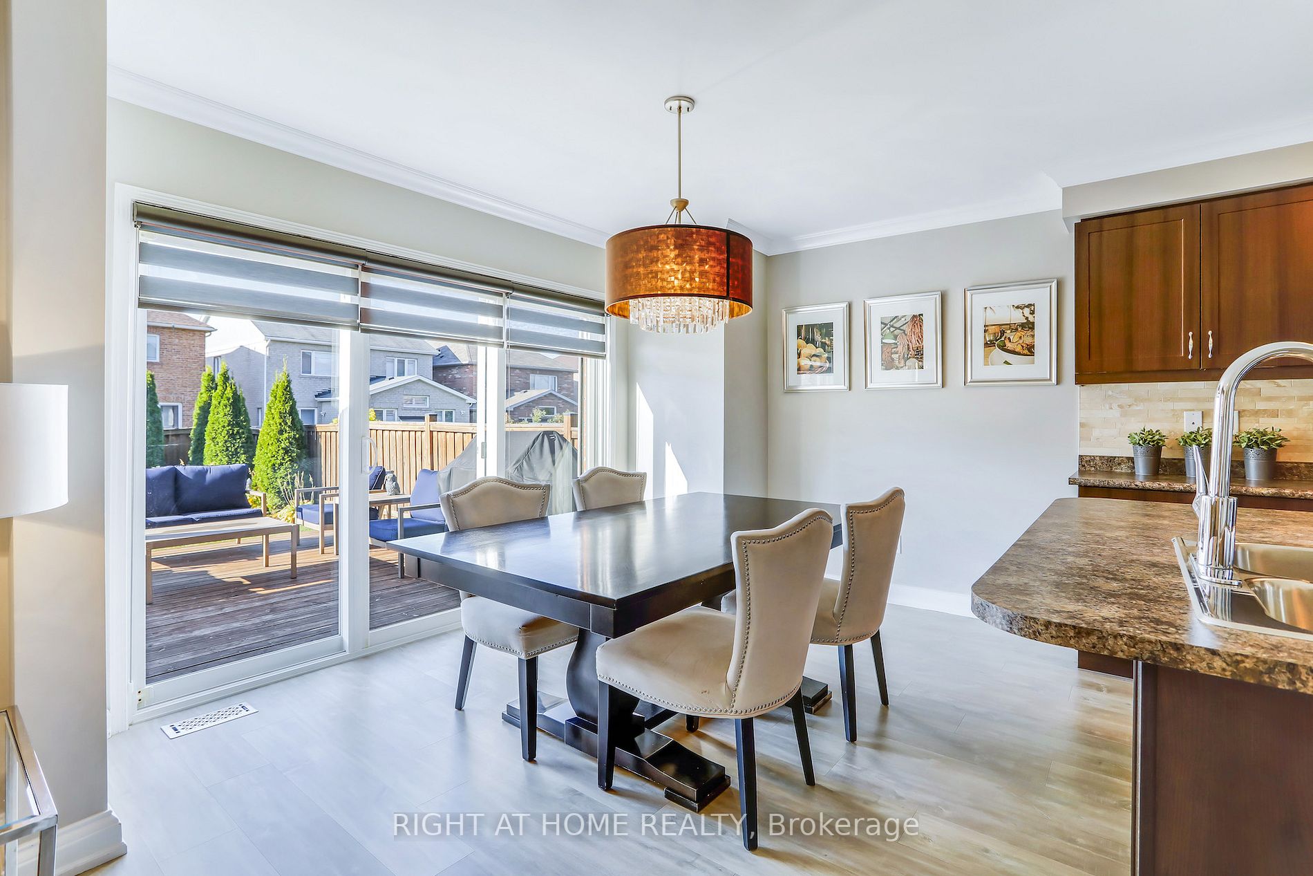 19 Amberwing Landing